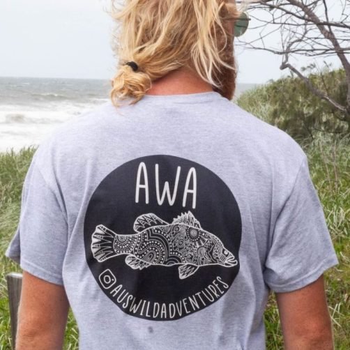 aus wild t shirt man on beach